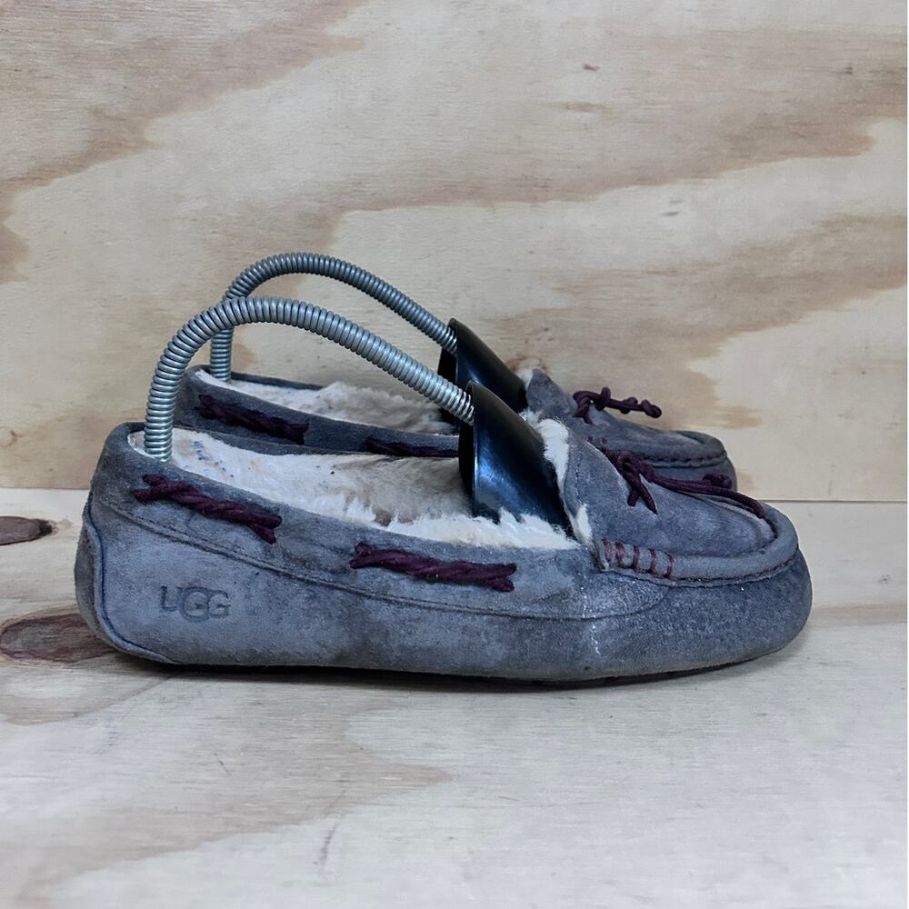 UGG Australia - Brett Moccasin - Slippers - Gray - Women's - 7 - S/N 1005531